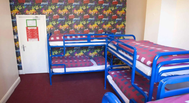 Abrahams Hostel, Забронировать Хостел Хостелы Дублина, рядом с Университетская детская больница на Темпл-стрит, Хостел