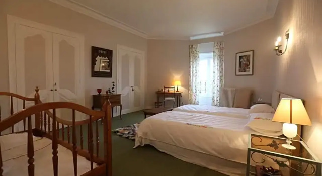 Villa Claude, Book Villa Sommerhuse i Charente, Hytte