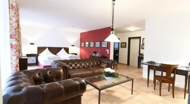 Люкс Hofgut Albführen - Hotel & Restaurant