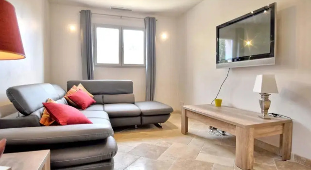 Villa With 3 Bedrooms in Claviers, With Private Pool, Enclosed Garden and Wifi, Забронировать Вилла Виллы Овернь-Рона-Альпы, Вилла