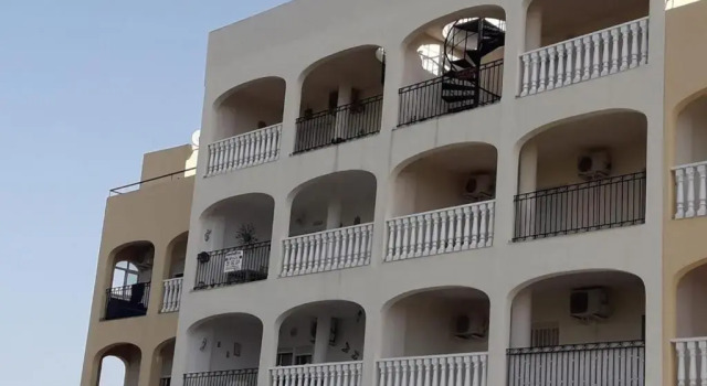 MODERN 2 BEDROOM APARTMENT in PLAYA FLAMENCA, Varaa Huoneisto Playa Flamenca Valencian maakunta