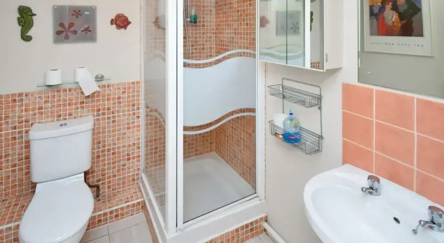 Апартаменты Large 3 Bed Sleep 6 Central MK