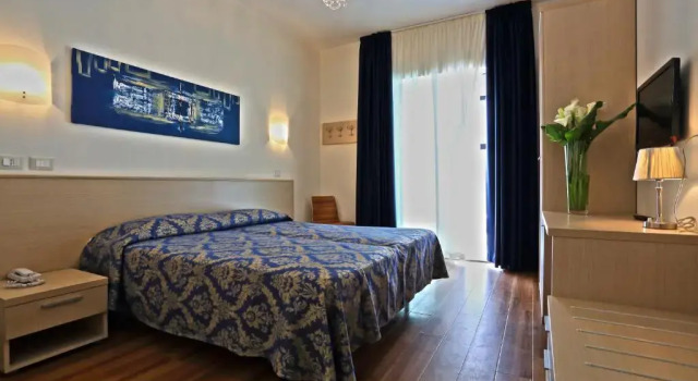 Трёхместный номер Standard с балконом Hotel Castiglione