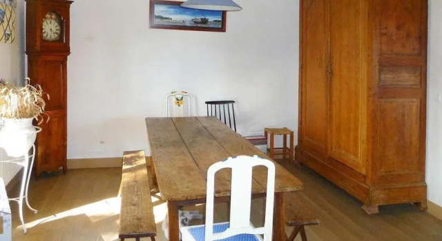 House With 5 Bedrooms in Plougrescant, With Furnished Garden - 2 km Fr, Rezerwuj Hotel  