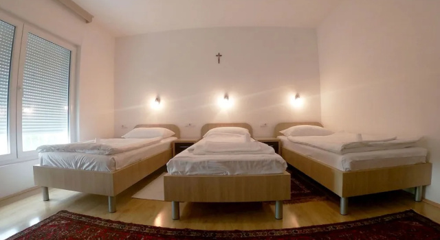 Трёхместный номер Comfort с видом на сад Hotel Bagaric