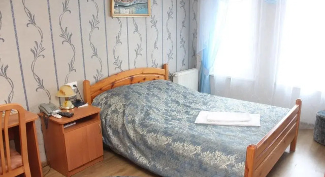 Piligrim 1, Book Hotel Hoteller i Nikolayev med parkering, Parkering