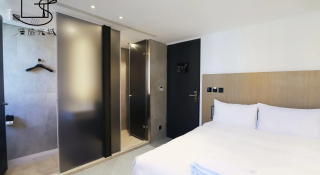 Двухместный номер Standard Slow Town Hotel-Glowing