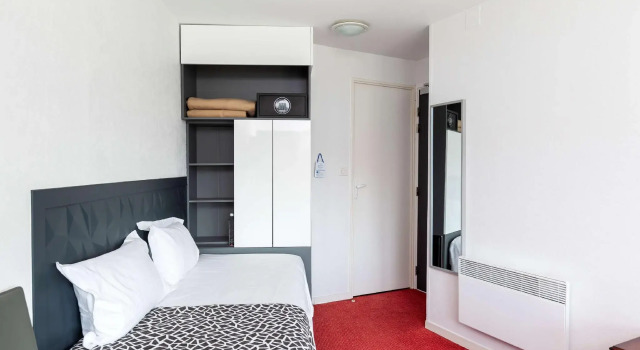 Трёхместный номер Superior Best Western Le Moulin de Ducey