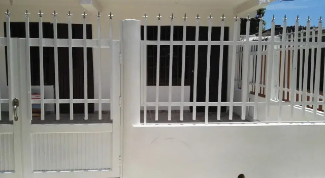 Golden Beach Apartments