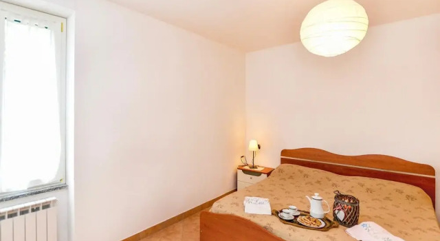 Nice Apartment in Localita´bracco With 3 Bedrooms and Wifi, Book Lejlighed Hoteller i Bracco med parkering, Parkering