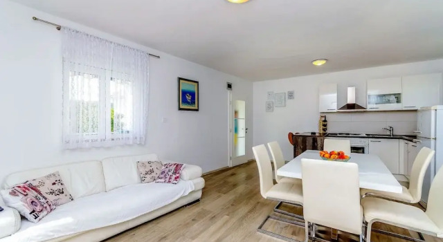 House Ivana