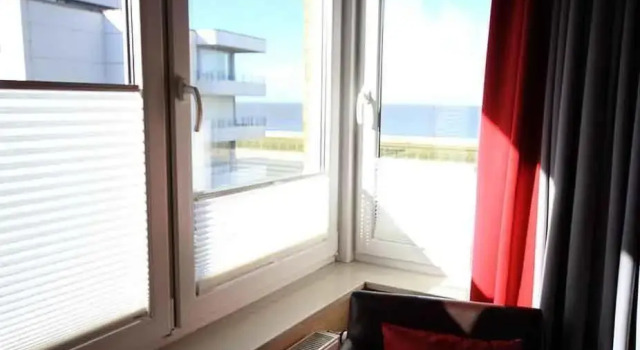 Апартаменты Ferienwohnung-4-Strandnah-und-mit-Meerblick-im-Haus-Seeluft-zentral-in-Duhnen