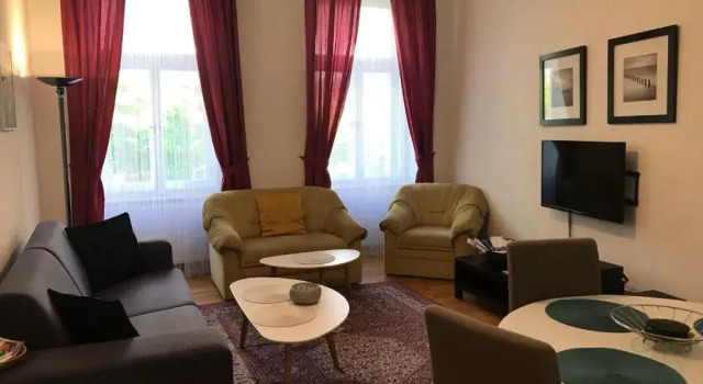 Apartment Sadova, Buchen Sie Ferienwohnung Sadov Tschechische Republik