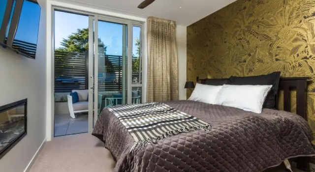 Malthouse Lane Apartment, Забронировать Апартаменты/квартира Отели Нельсон с парковкой, рядом с Christ Church Cathedral, Nelson, Парковка