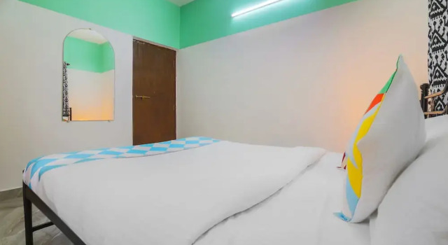 OYO Home 26703 Luxurious Studio Anjuna, Prenota Hotel Anjuna 