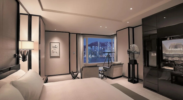 Deluxe Double Suite with harbour view The Peninsula Hong Kong