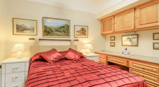 Коттедж Clooneavin Apartment 5
