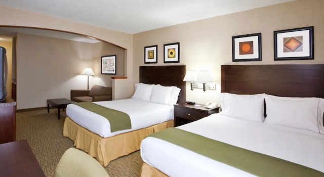 Люкс Holiday Inn Express Hotel & Suites Cleveland-Streetsboro by IHG