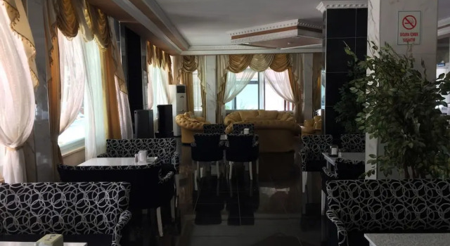 Grand Calypso Hotel