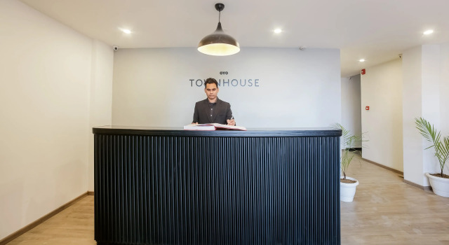 Townhouse Artemis Hospital Near Unitech Cyber Park, Забронировать Отель Отели Гургаон 4 звезды, рядом с Unitech Cyber City, 4*