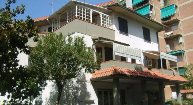 Casa Margherita Affittacamere B&B, Забронировать Отель Отели Фоллоника 3 звезды, 3*