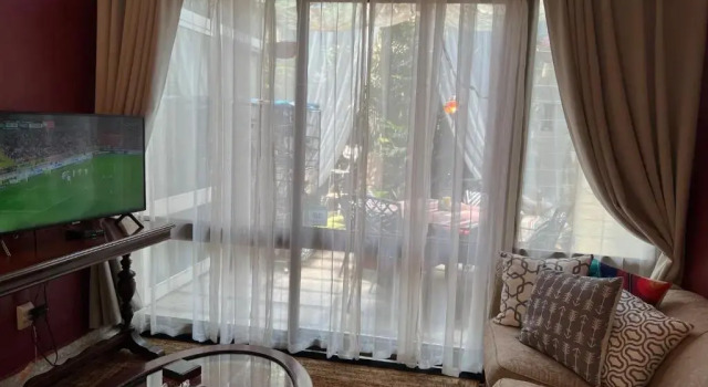 Семейный люкс Dickinson Guest House, Guadalajara Expo