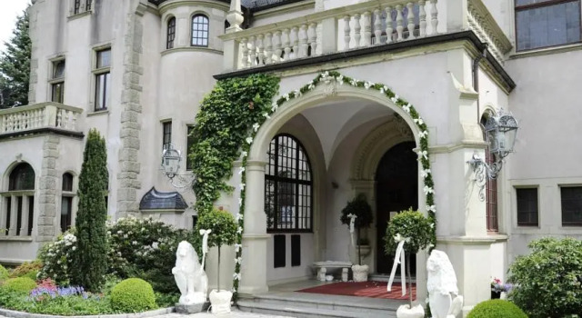Schloß Tremsbüttel, Reserva ahora Hotel Tremsbuettel Schleswig-Holstein