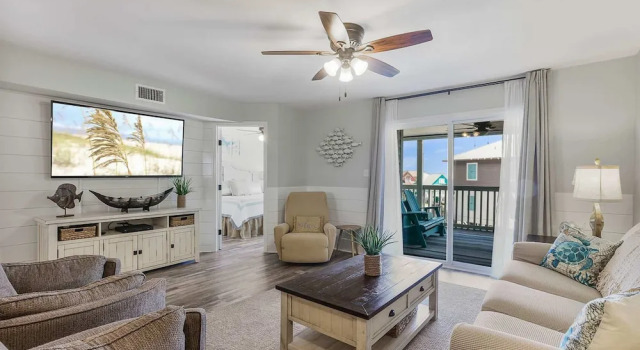 Апартаменты Lagoon Landing 202- Beautifully Decorated Condo With Balcony Pool Steps to Beach Lagoon