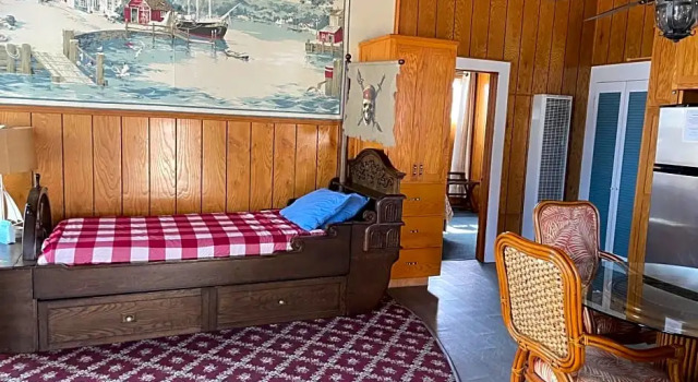 Номер Luxury Edgewater Beach Inn