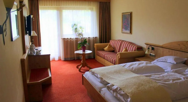 Hotel Waldhof, Забронировать Отель Отели Штубайталь 4 звезды, 4*