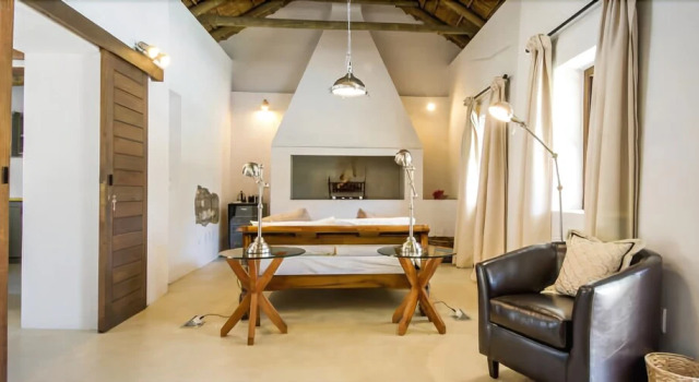 Springfontein Sleeps