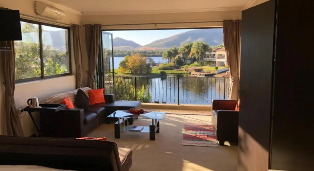 Rivendell, Boek Hotel Hartbeespoort 
