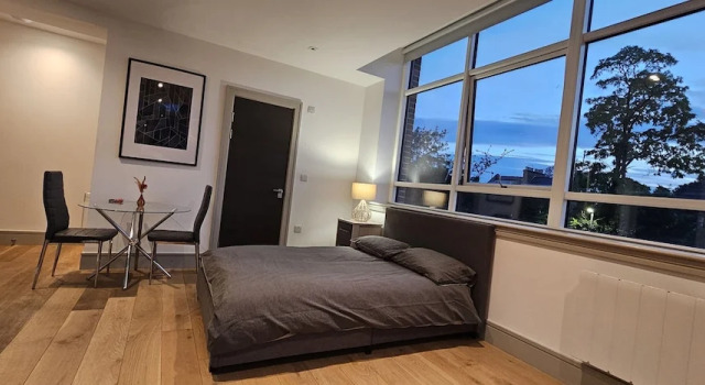 Beautiful 1-bed Studio in London Tottenham, Book Hotel Hoteller i Tottenham med parkering, Parkering