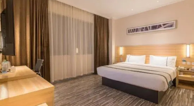 Люкс City Comfort Inn (Haikou High-speed Railway East Station)