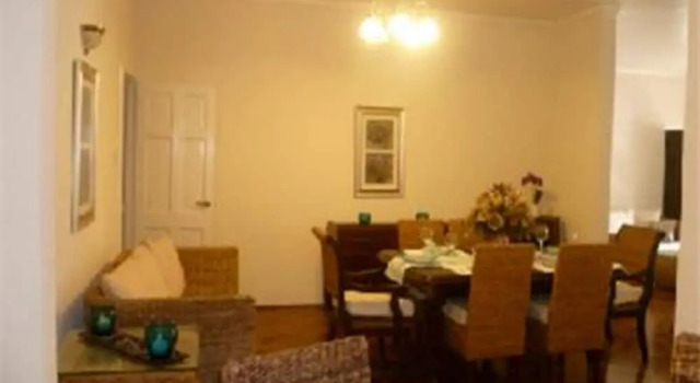 Коттедж с 3 комнатами Bonanza Apartments