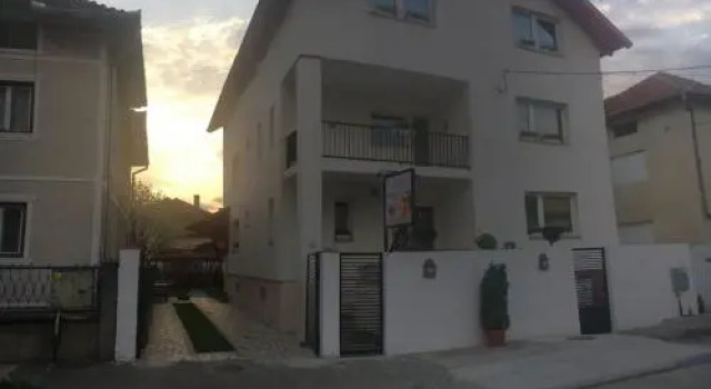 Pensiunea Emma, Rezervovat Hotel Hotely v Hunedoara s parkováním, Parkování