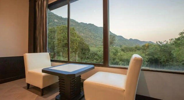 Двухместный номер Superior с видом на горы โรงแรมเขาใหญ่ฟ้าใส Khaoyai Fahsai Hotel