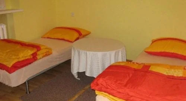Hostel 365