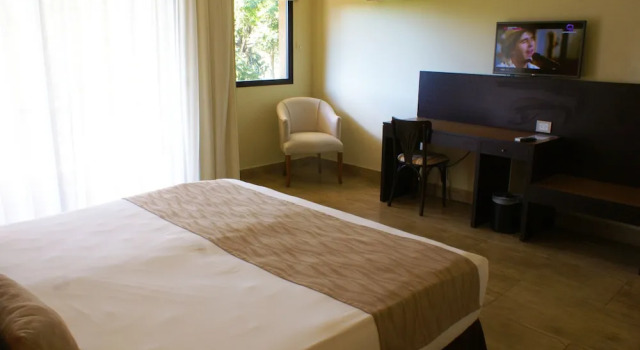 Двухместный номер Superior с балконом Pirayu Hotel & Resort
