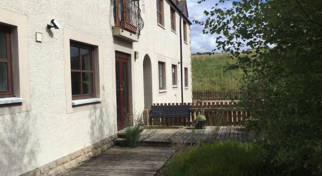 Inverness Apartments - Golf View