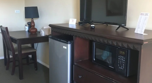 Komfort Suite Ambassador Inn