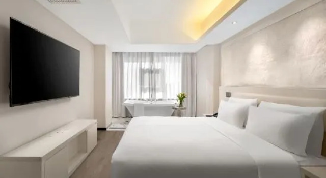 Люкс Crystal Orange Hotel Dalian Youhao Square