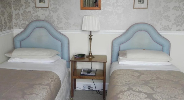 Ashlyn Guest House
