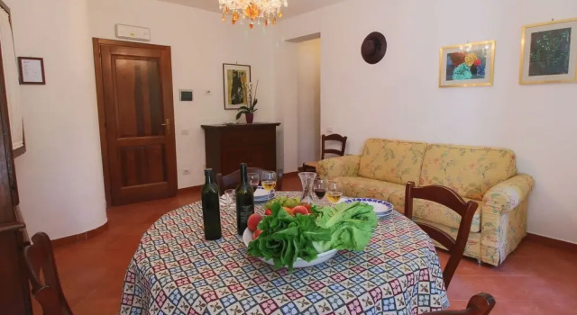 Коттедж Stunning Farmhouse with Swimming Pool & Hot Tub in Umbria