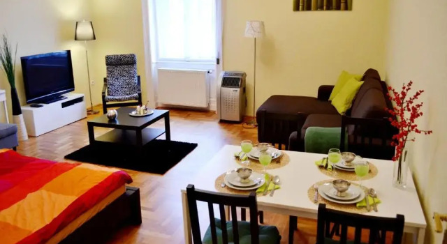Caesar Apartman, Забронировать Апартаменты/квартира 05. Внутренний город - Город Леопольда 