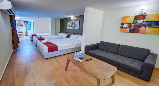 A.I Smart Hotel @ Jonker