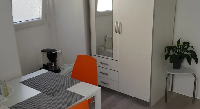 Двухместный номер Standard Room-triple Studio in the City Center