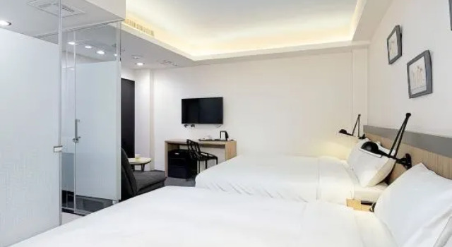 Standardowy czteroosobowy rodzinny pokój Hommie Inn