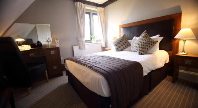 Двухместный номер Classic Hatton Court Hotel
