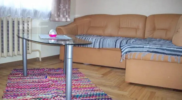 Andriaus Apartamentai, Rezervovat Apartmán Hotely v Šiauliai s parkováním, Parkování